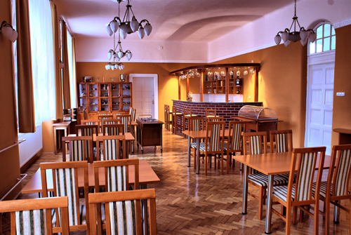 etterem_lampatlan_hdr